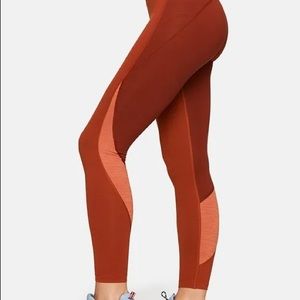 7/8 Zoom TechSweat Leggings with Core waistband